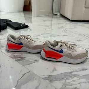 Nike Air Max SYSTM $140 Original Price. Sz 7